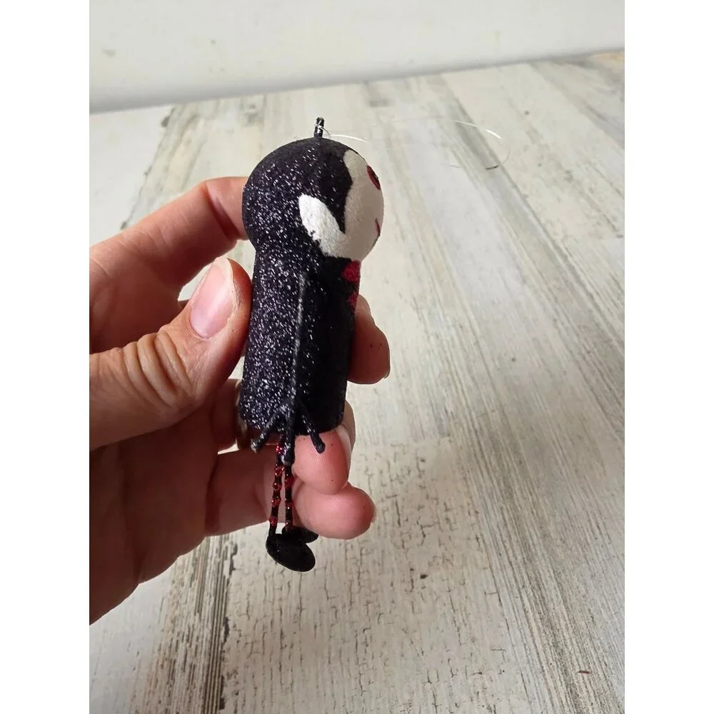 Vintage Pier 1 glitter Dracula ornament‎ Halloween jointed tree